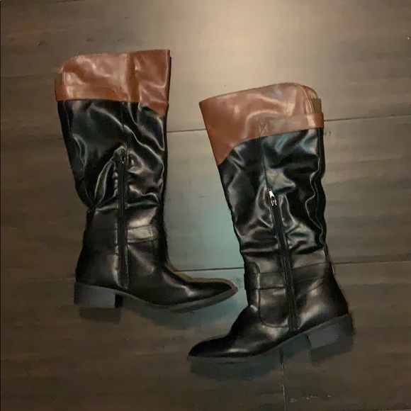 Boots - Picture 2 of 3